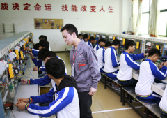 讲堂学习网络随同项目体会五维交融体系的课程设计初衷